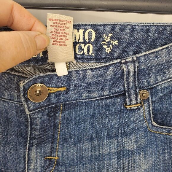 Mossimo Supply Co Boot Cut Blue Jean With Stitching on Back Pockets Size 13 - Picture 4 of 7